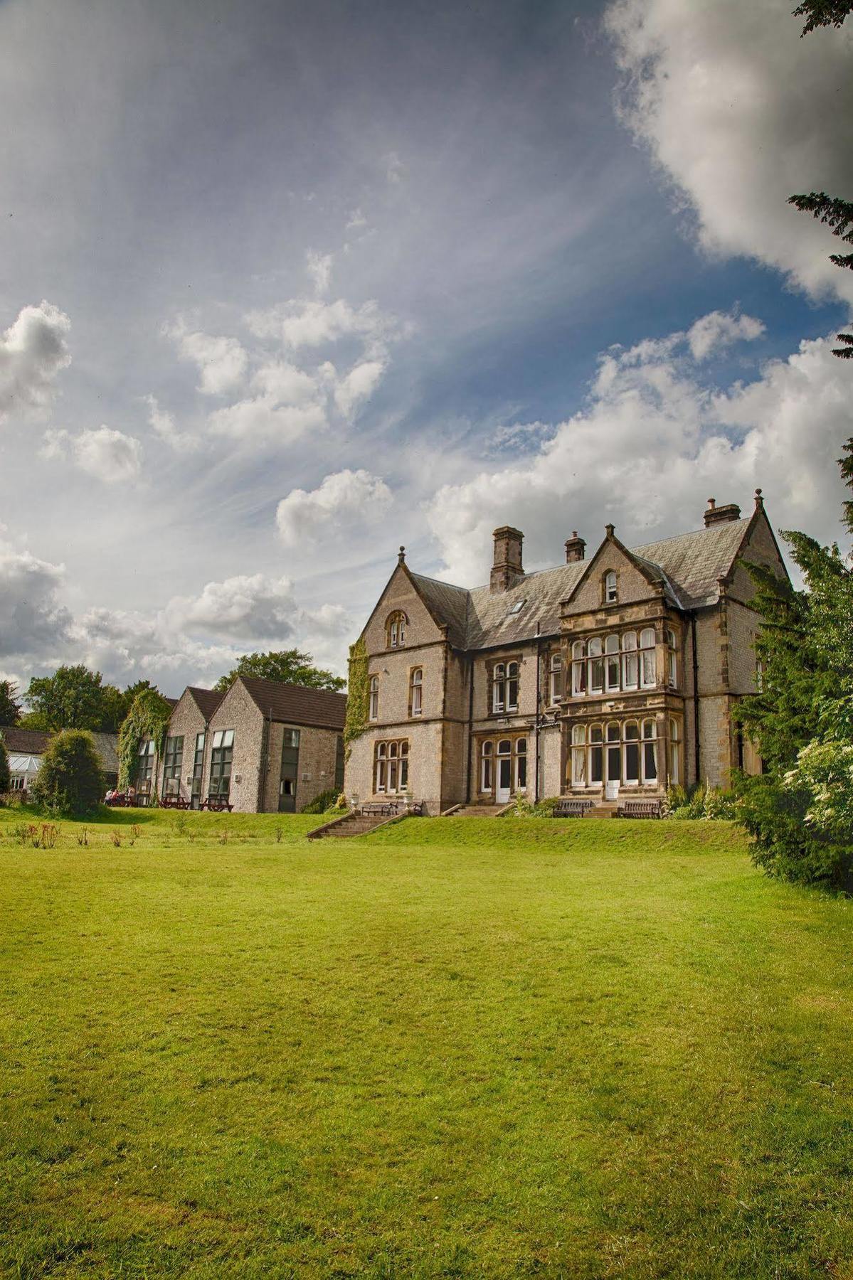 Yha Castleton Losehill Hall Exterior photo
